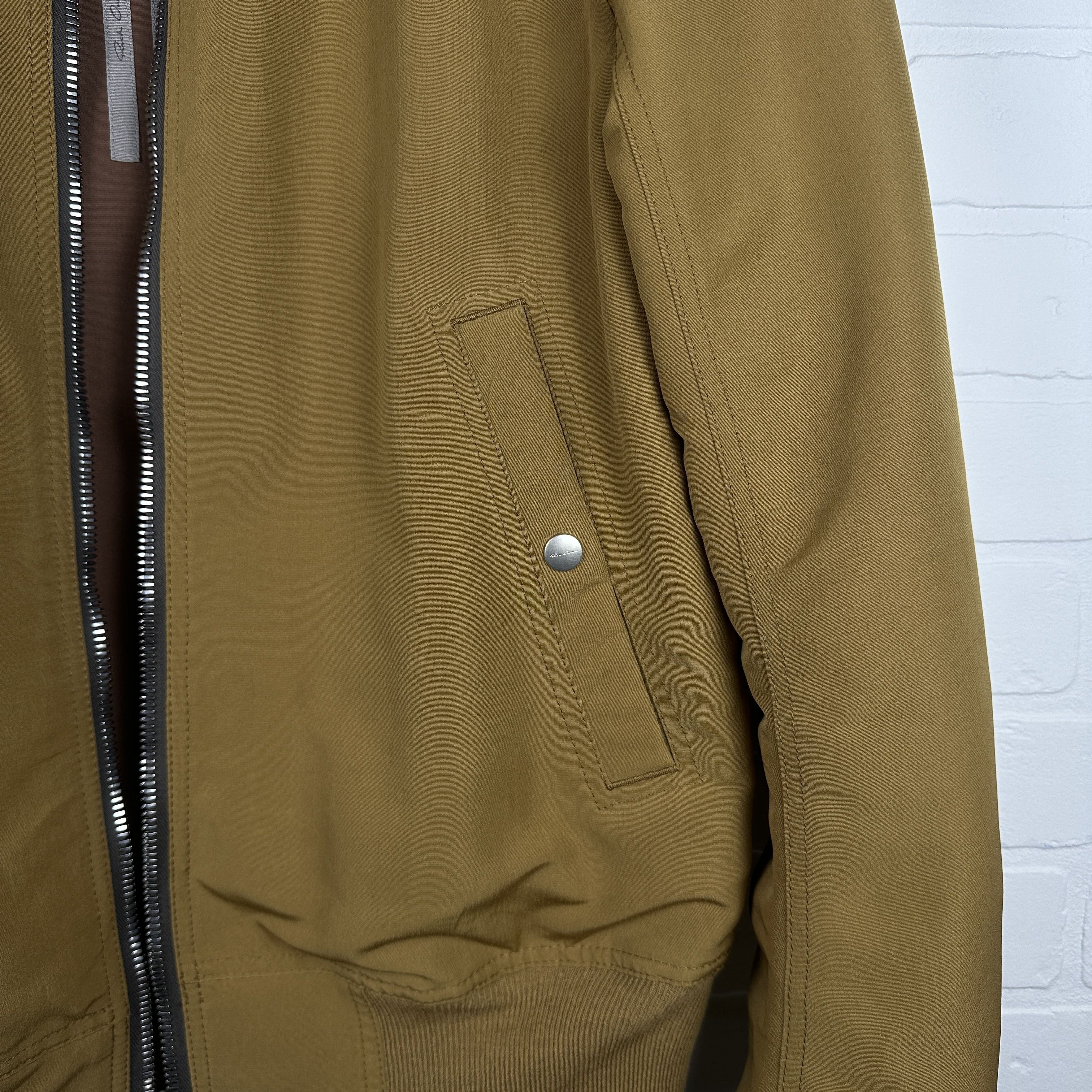Rick Owens × Rick Owens Drkshdw Rick Owens Reversible Cropped Flight Bomber Size US S / EU 44-46 / 1 - 9 Thumbnail