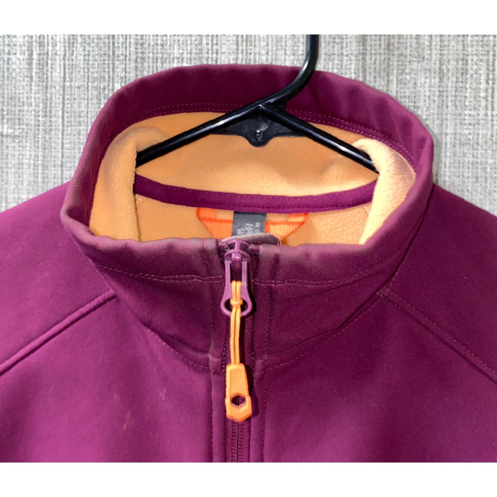 Mountain Hardwear Mountain Hardwear Jacket Womens Purple Fleece Lined Full Zip S Size Regular Soft Shell Coat Size S / US 4 / IT 40 - 3 Thumbnail