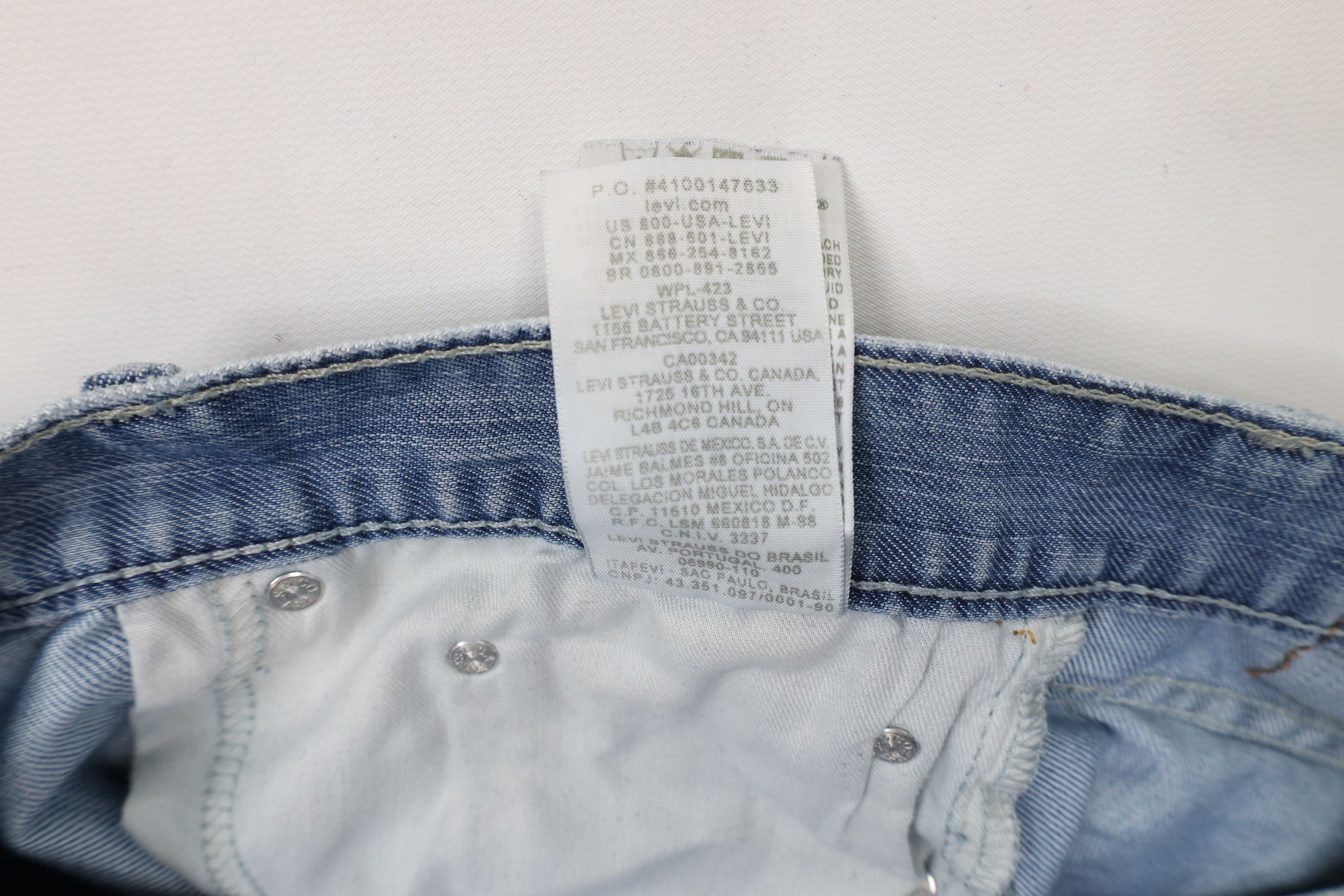 Levi's Vintage Y2K Levis 511 Slim Fit Denim Jeans Blue Stretch Size US 31 - 11 Thumbnail