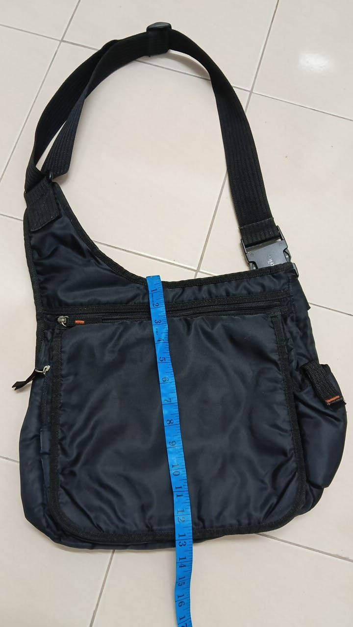 Japanese Brand RARE⚡SLING BAG/CROSSBODY UNIQUE CLOTHING JAPANESE STYLE Size ONE SIZE - 2 Thumbnail