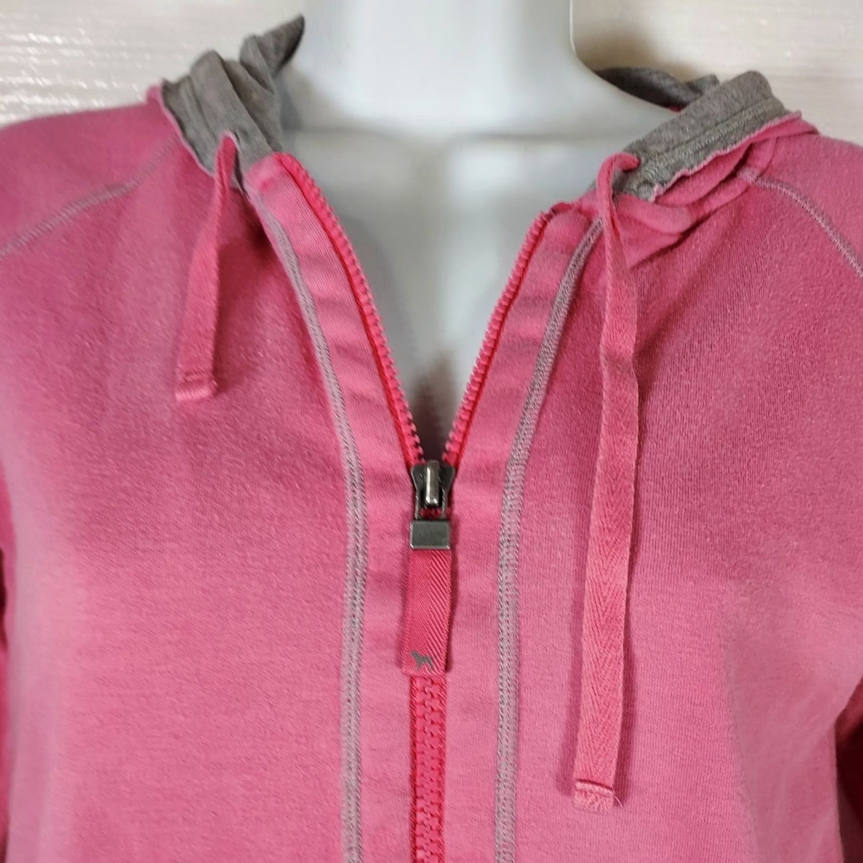 Pinko Victoria's Secret Pink Womens Size Small Bubble Gum Pink full zip Hoodie Size S / US 4 / IT 40 - 4 Thumbnail