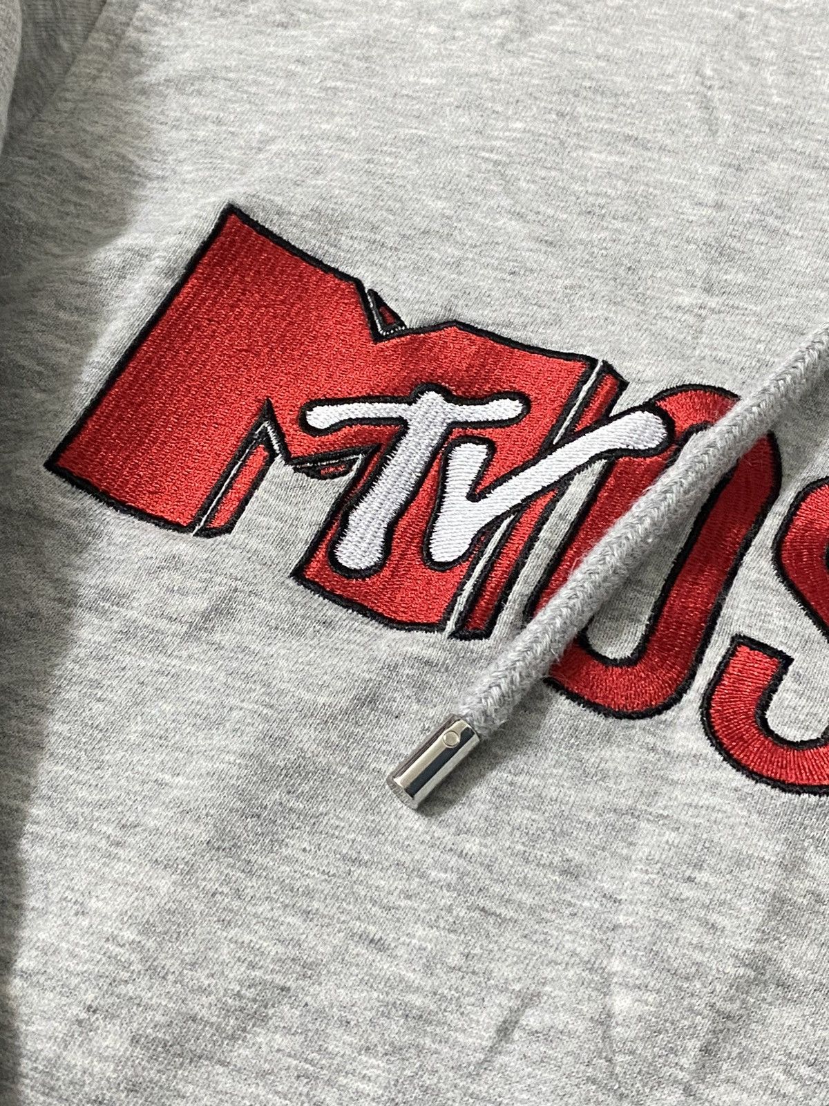 H&M × Moschino MOSCHINO X MTV X H&M GRAY HOODIE EMBROIDERED LOGO Size US S / EU 44-46 / 1 - 3 Thumbnail