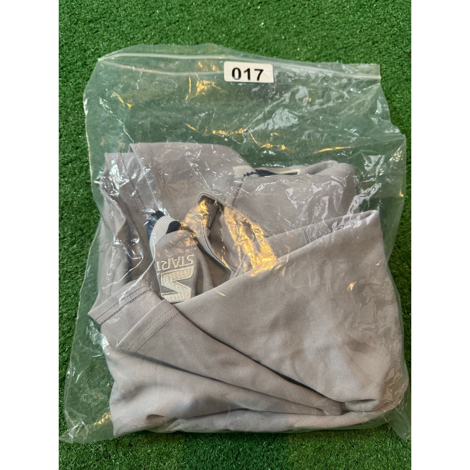 Starter Milwaukee Brewers Vintage Starter Jersey Sz XL Grey Size US XL / EU 56 / 4 - 4 Thumbnail