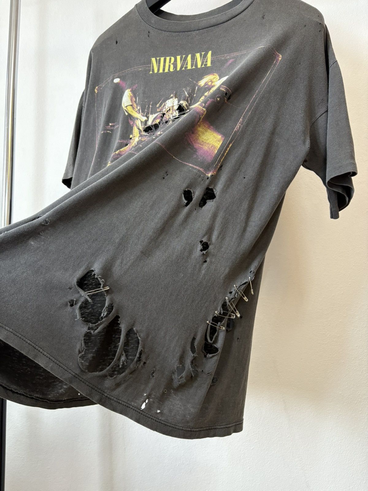Band Tees Crazy Thrashed 1994’s Nirvana Size US XL / EU 56 / 4 - 2 Thumbnail