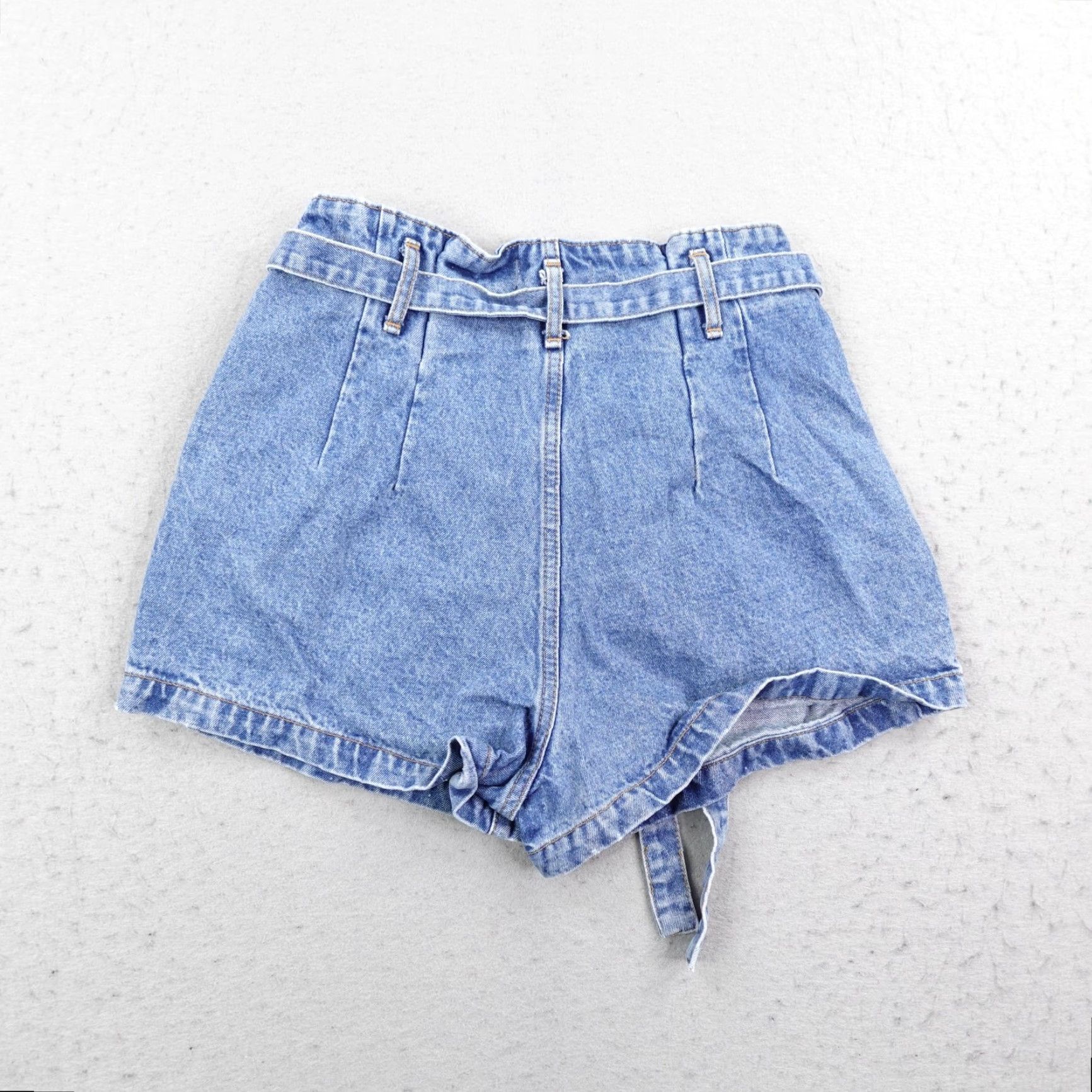 Abercrombie & Fitch Abercrombie & Fitch Shorts Womens 4 Blue Natural Rise Denim High Waist Belted Size 27" / US 4 / IT 40 - 4 Thumbnail
