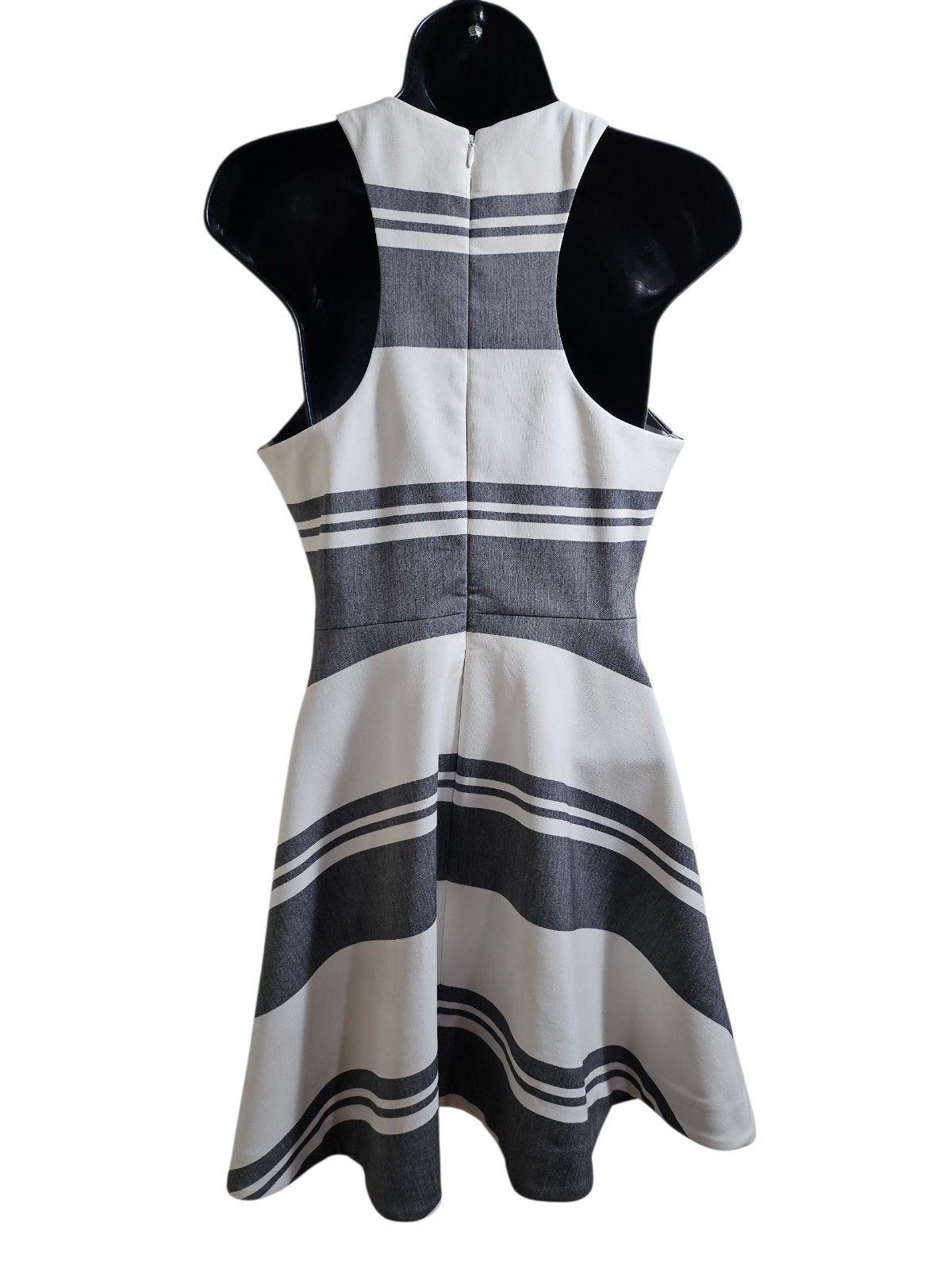 Elizabeth and James Elizabeth & James Gray Vineyard Dress 4 Size S / US 4 / IT 40 - 2 Thumbnail