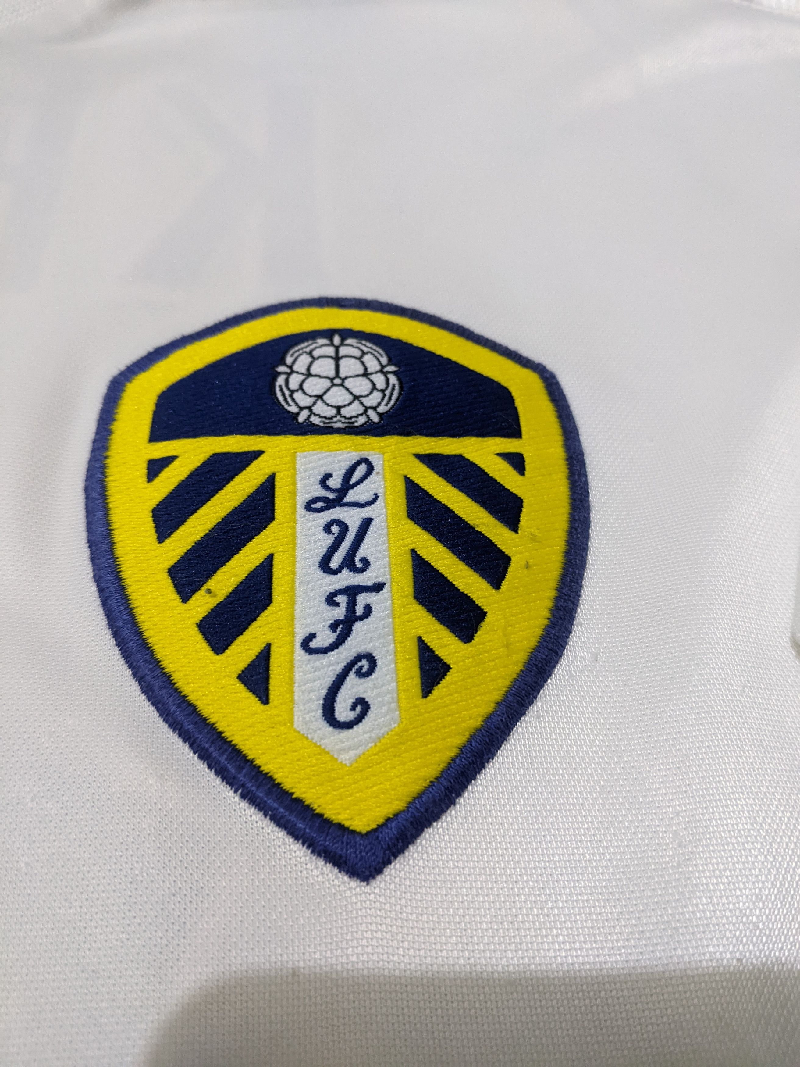 Puma Leed united 1998-2000 home kewel Jersey football shirt Size US M / EU 48-50 / 2 - 5 Thumbnail