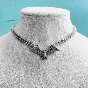 Jewelry Gothic bat chain necklace Size ONE SIZE - 1 Thumbnail