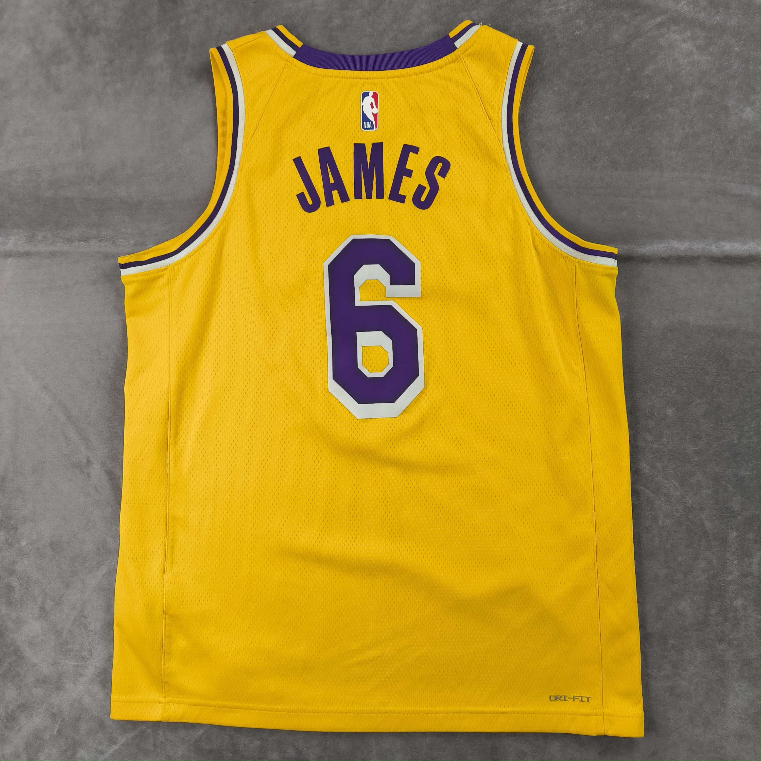 Nike Los Angeles Lakers LeBron Nike Swingman NBA jersey size 48 Size US L / EU 52-54 / 3 - 2 Thumbnail