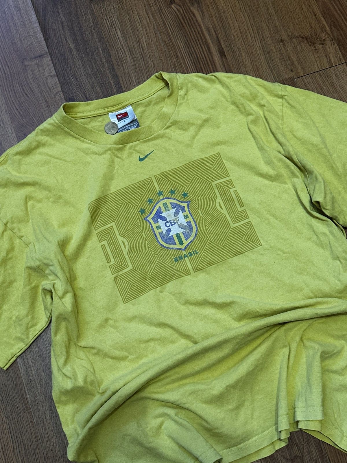 Nike Vintage Nike Team Brazil CBF Graphic T-Shirt - Yellow Size L Size US L / EU 52-54 / 3 - 2 Thumbnail
