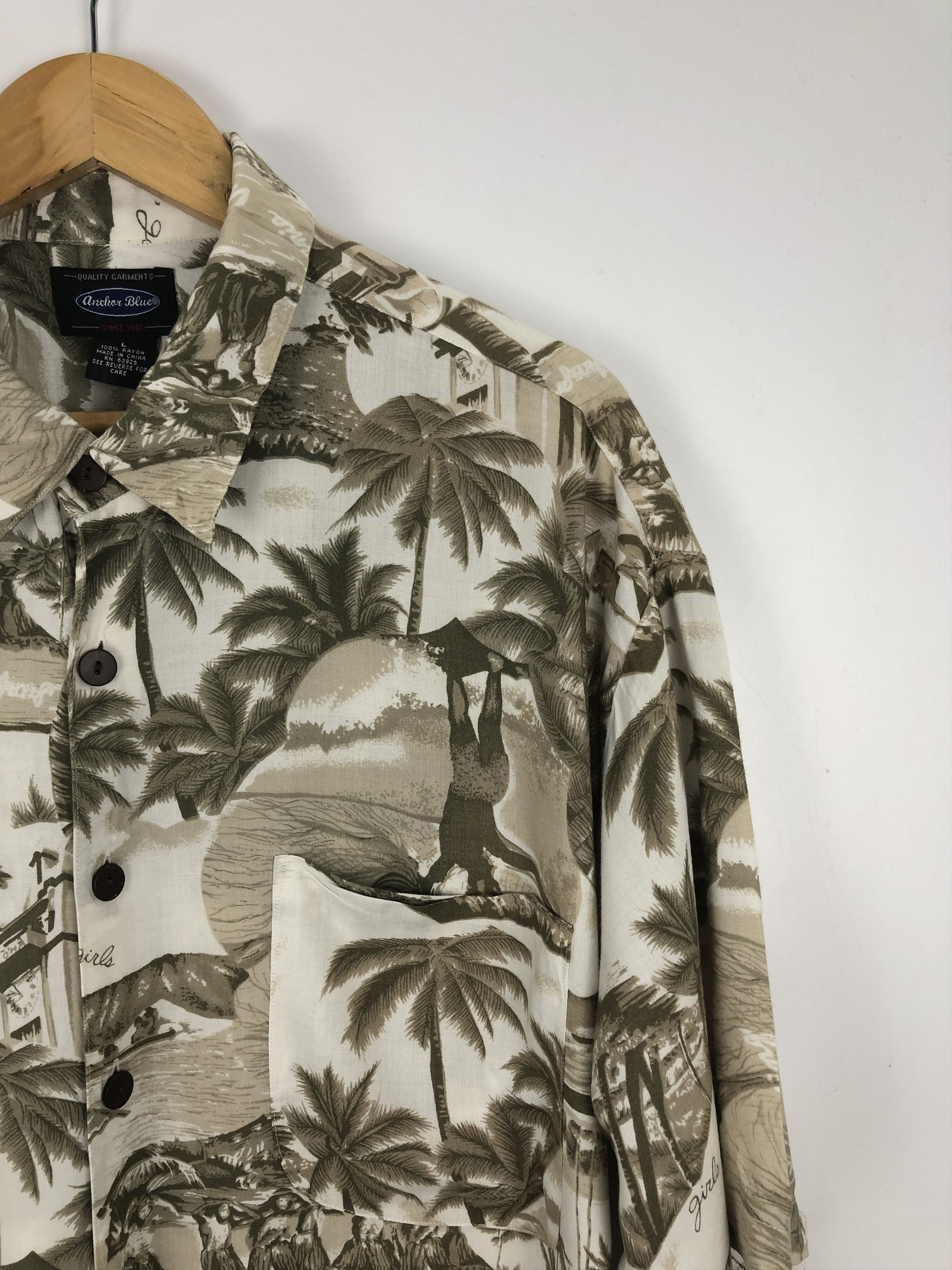 Vintage Vintage Hawaiian Sun Surf Motive TA0011 Size US L / EU 52-54 / 3 - 8 Thumbnail