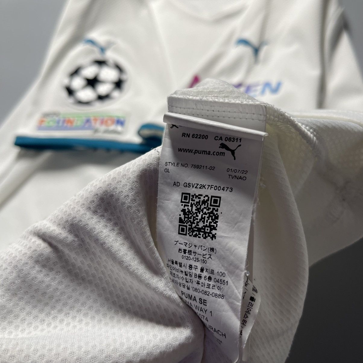 Puma × Vintage MAN CITY PUMA 2021/2022 FOOTBALL AWAY JERSEY #3 RUBEN DIAS Size US M / EU 48-50 / 2 - 18 Thumbnail