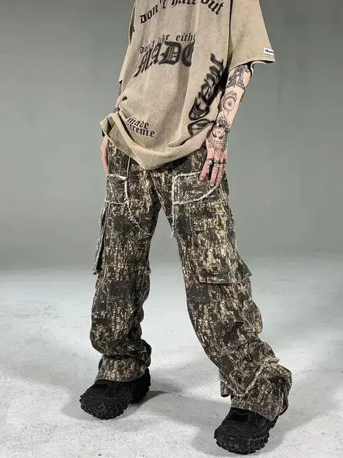 Designer × Vintage Cargo pants Frayed Camouflage Y2k Baggy jeans Size US 32 / EU 48 - 1 Thumbnail