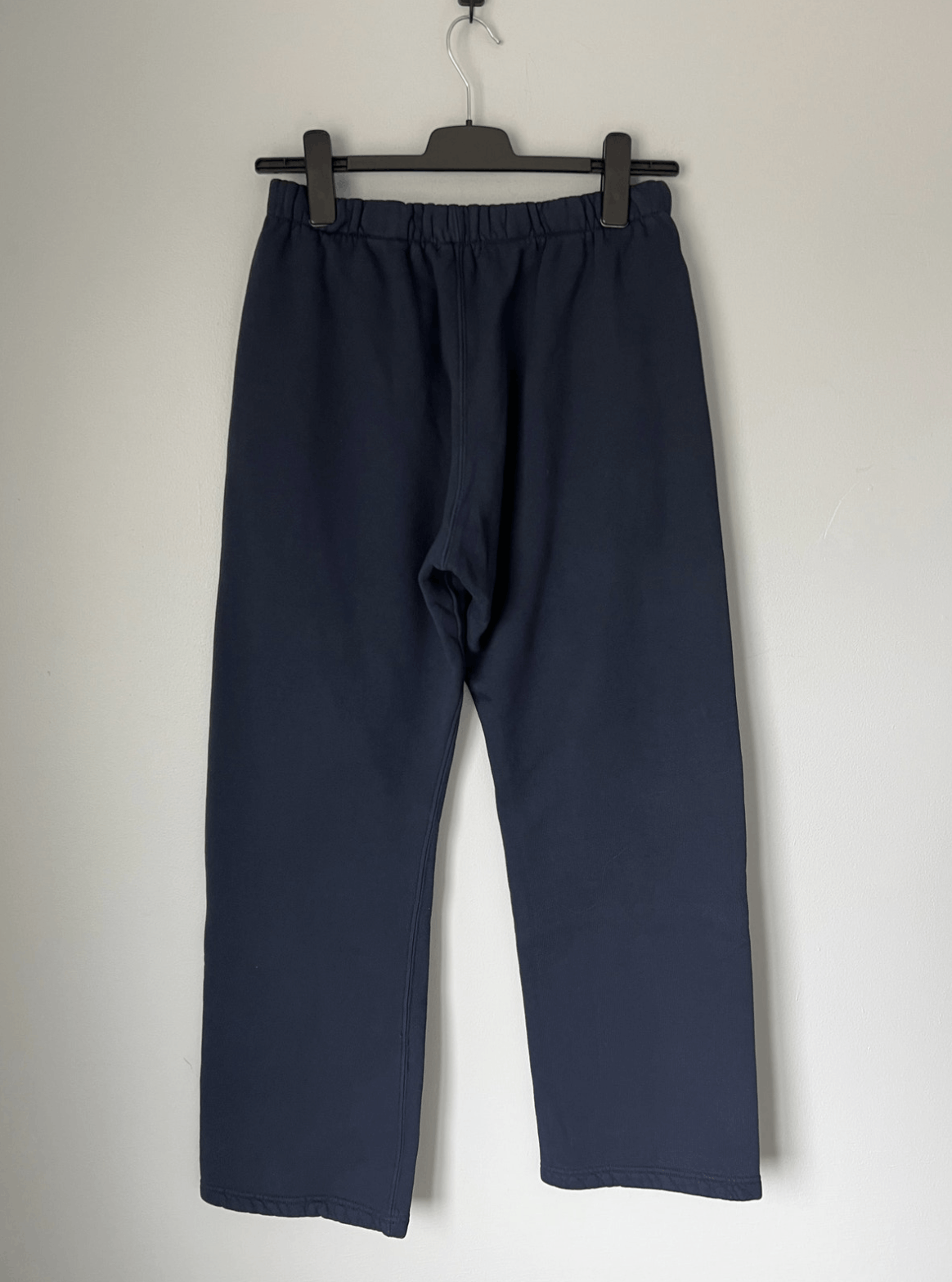 Madhappy Madhappy Classic Straight Leg Sweatpants in Navy Size US 34 / EU 50 - 4 Thumbnail