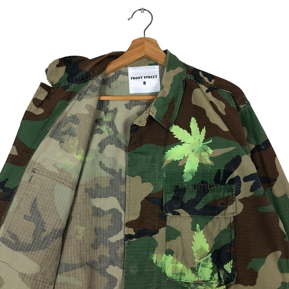 Japanese Brand 🔥Camo Jacket Multi Pocket Cargo Front Street Made in Italy Size US M / EU 48-50 / 2 - 12 Thumbnail