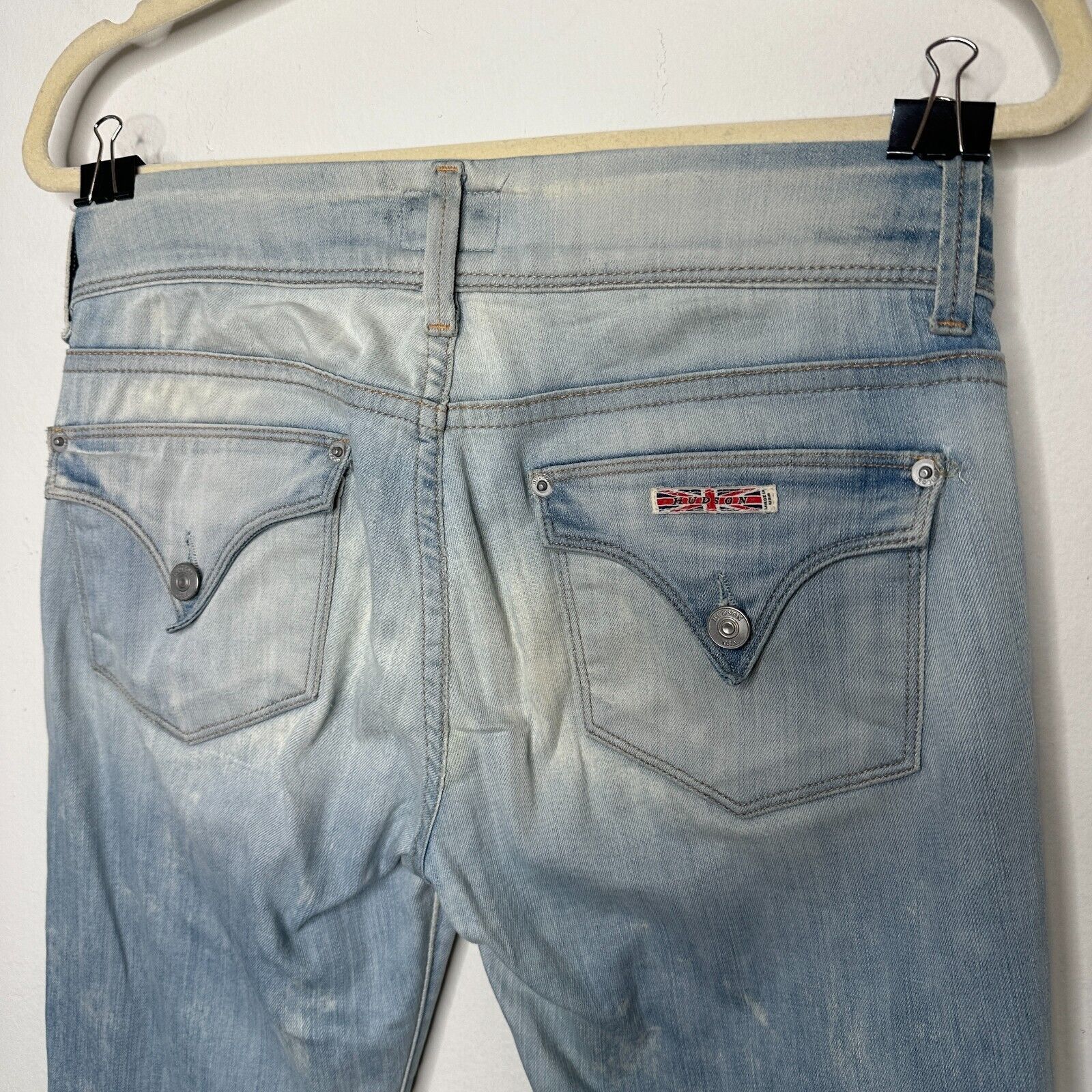 Hudson Hudson Double Button Blue Wash Jeans Low-Rise Boot Cut 26 Size 26" / US 2 / IT 38 - 9 Thumbnail