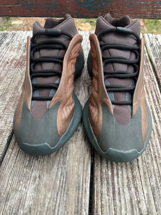 yeezy 700 v3 copper