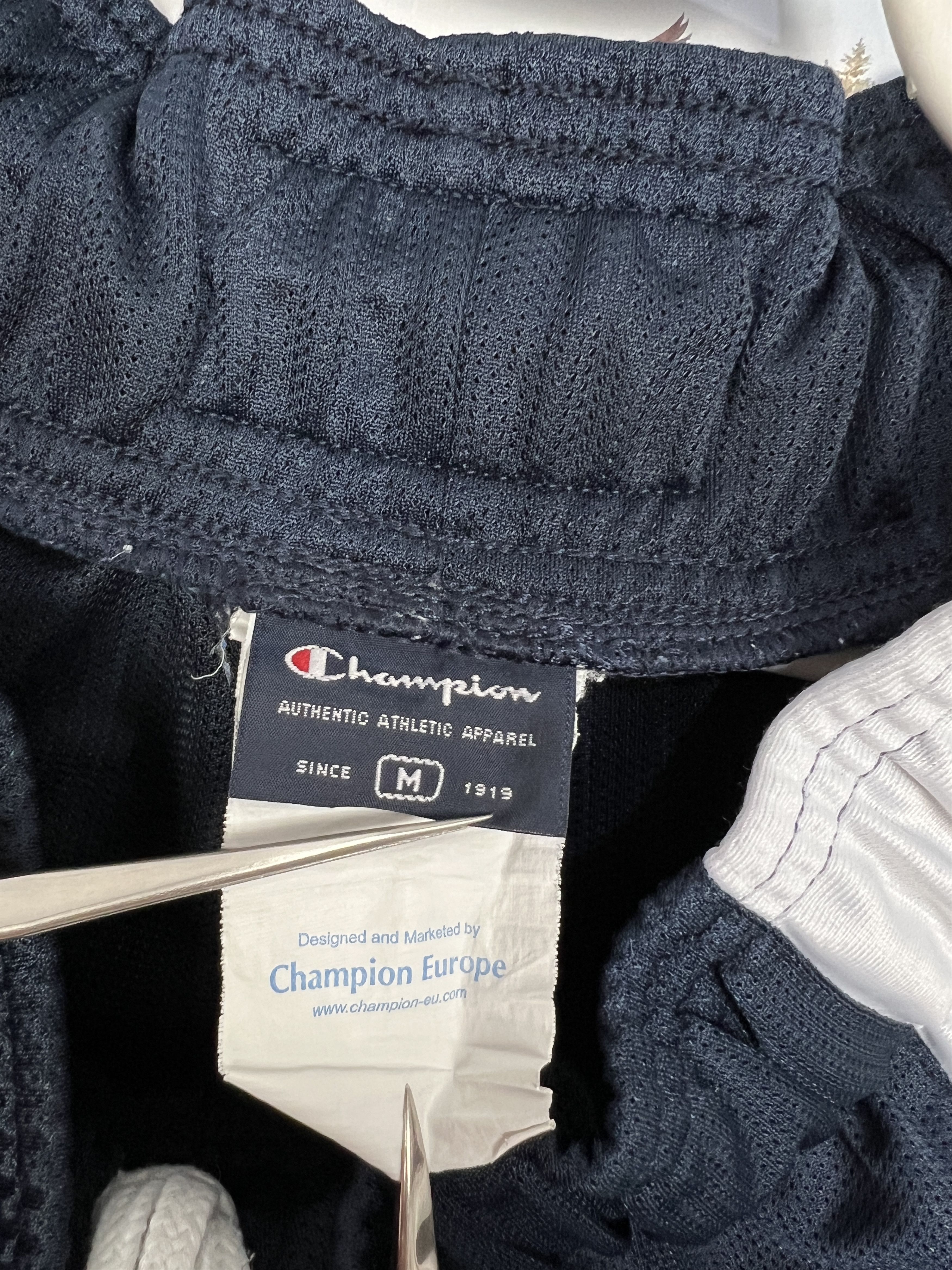 Champion Vintage Champion Ballas Mavericks NBA Blue Shorts M Size US 32 / EU 48 - 7 Thumbnail