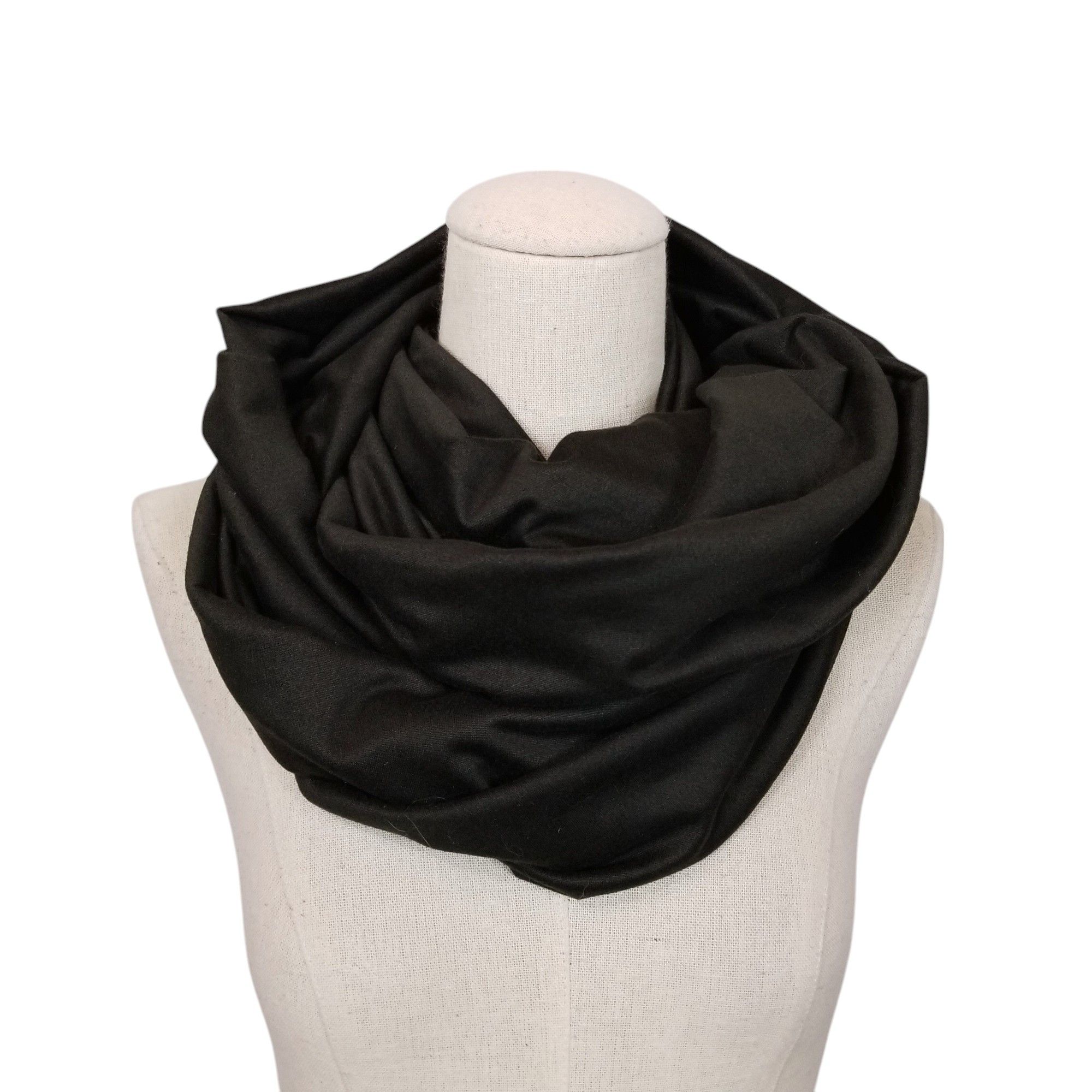 Beyond Yoga Infinity Hidden Pocket Scarf Size ONE SIZE - 1 Thumbnail