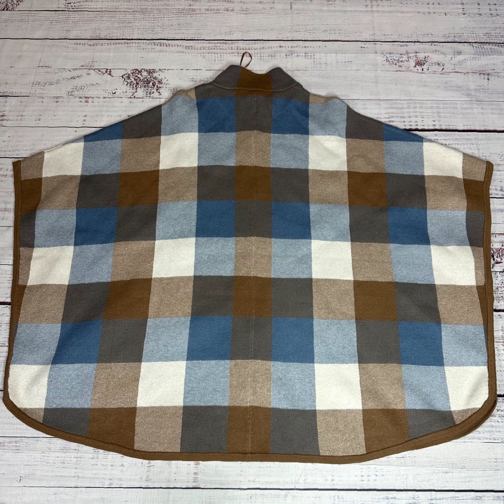 Vintage Tahari Plaid Poncho Jacket Sz S/M Light Blue Brown Zip Front Knit Women USSize S/M Size S / US 4 / IT 40 - 4 Thumbnail