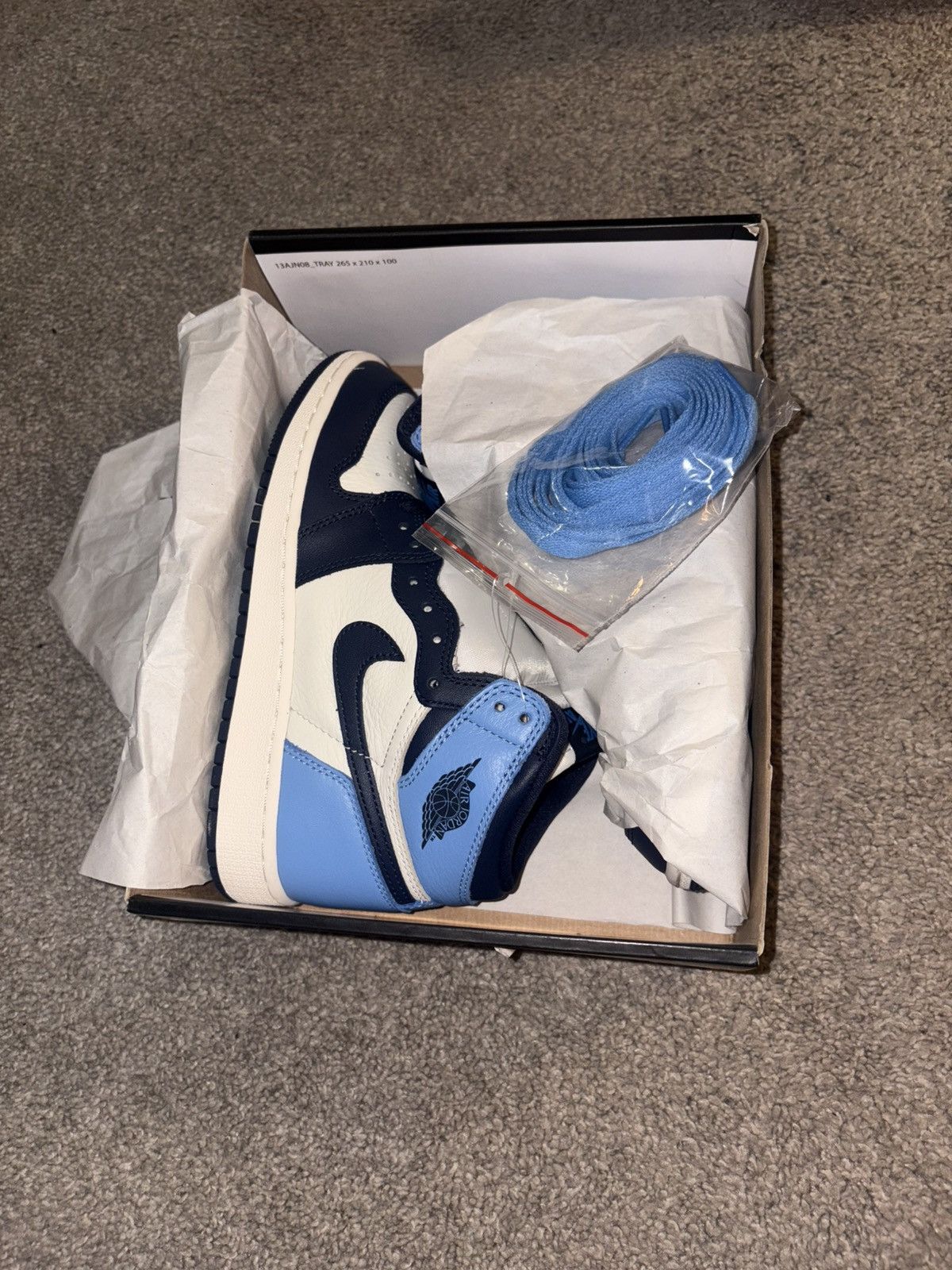 Jordan Brand × Supreme AIR JORDAN 1 RETRO HIGH OG GS UNC OBSIDIAN🛑READ DESCRIPTION🛑 Size US 5 / EU 37 - 10 Thumbnail