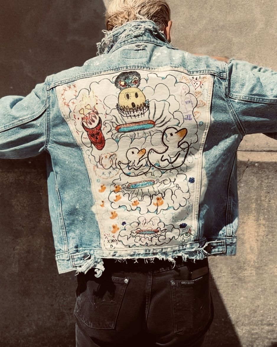 Levi's Vintage Clothing Vintage Levi's jacket with custom artwork by @Highof69 Size US M / EU 48-50 / 2 - 1 Thumbnail