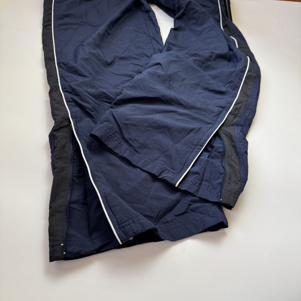 Nike Vintage Baggy Nylon Nike Pants Blue Y2K Size US 35 - 5 Thumbnail