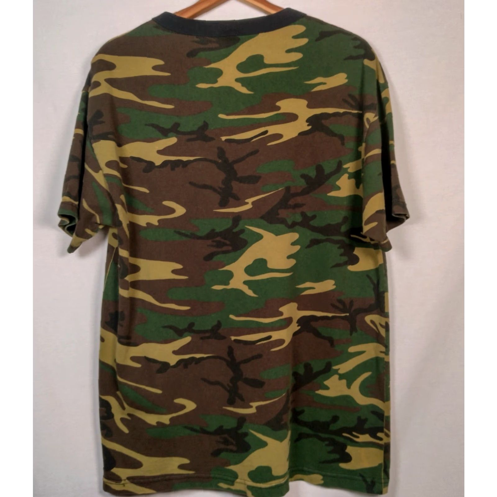 Vintage VINTAGE Woodland Camo Shirt Men Large Camouflage Knit Cotton Alstyle Apparel Hunter Theme 90s? (If applicable) Size US L / EU 52-54 / 3 - 2 Thumbnail
