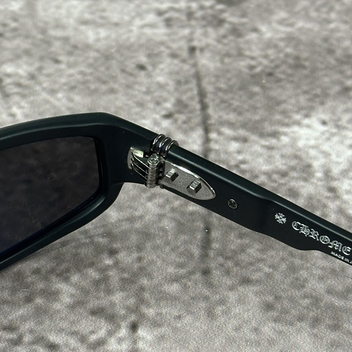 Chrome Hearts CHROME HEARTS T.HUTCH MATTE BLACK SUNGLASSES Size ONE SIZE - 3 Thumbnail