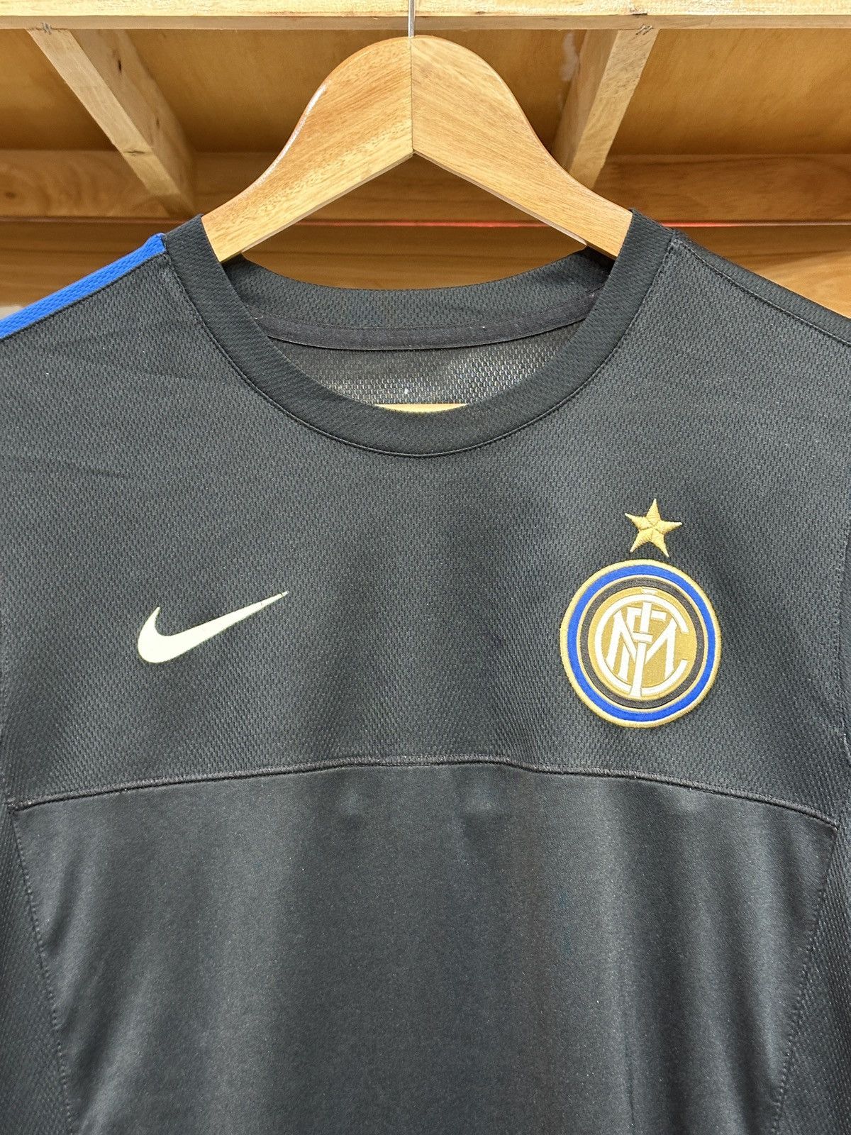 Nike Inter Milan 2012-13 Nike Training Jersey Size US M / EU 48-50 / 2 - 3 Thumbnail