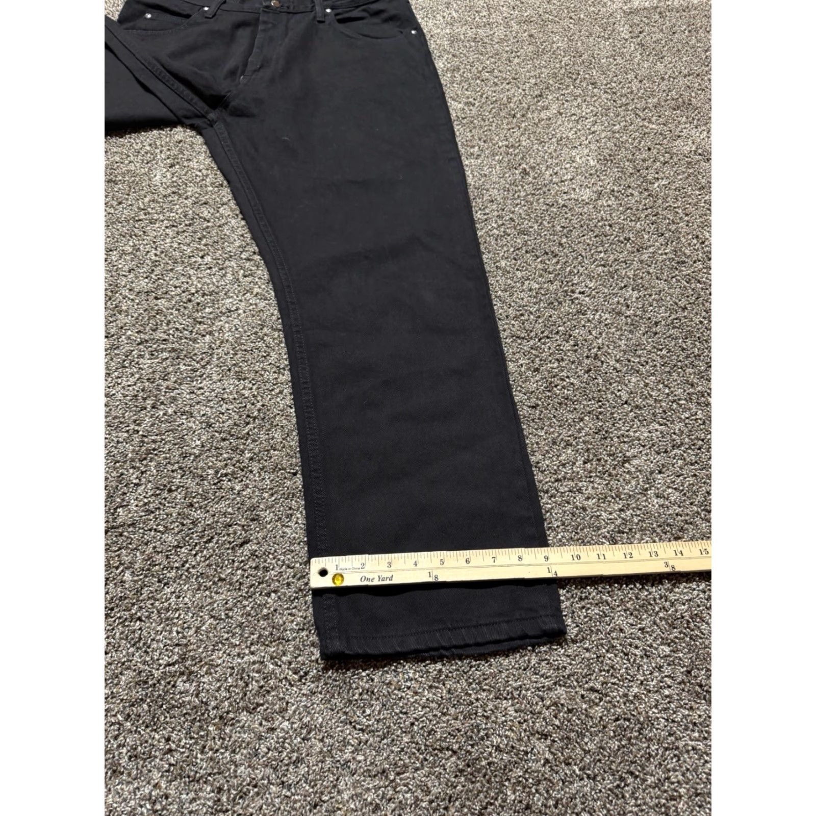 Wrangler Wrangler Relaxed Fit Jeans Men 38 Black Denim 38X30 EUC Size US 38 / EU 54 - 7 Thumbnail