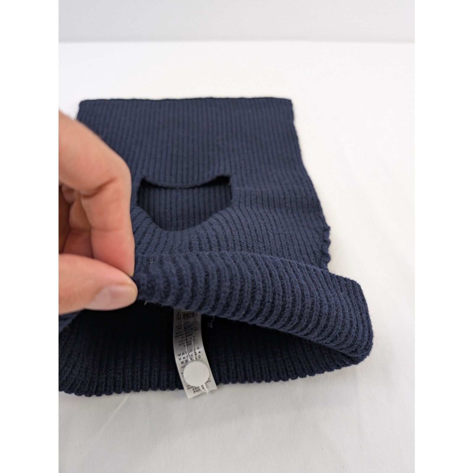Maison Margiela o1rshd1 Size: M / Ribbed Balaclava Scarf in Navy Blue Size ONE SIZE - 10 Thumbnail