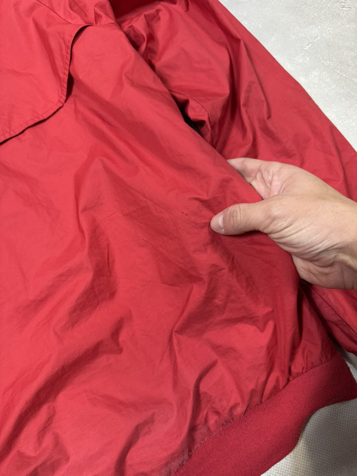 Nike Vintage Nike Barcelona Red Nylon Jacket Size US S / EU 44-46 / 1 - 14 Thumbnail