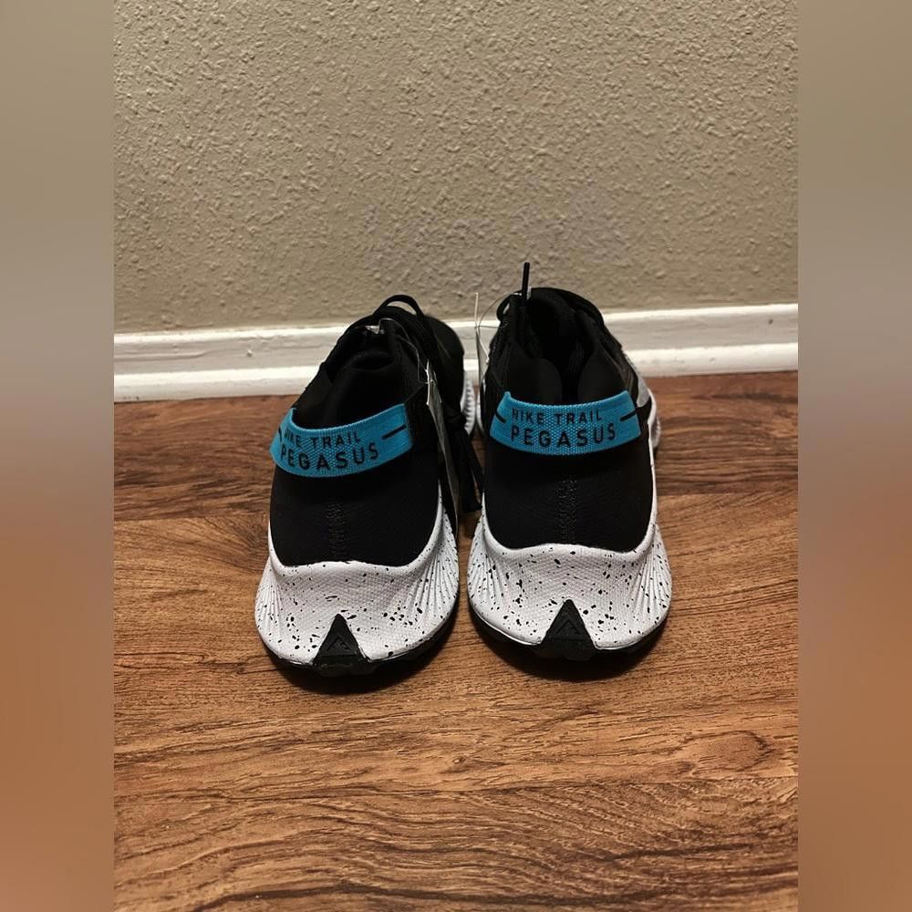Nike Nike Pegasus Trail 2 'Black Pure Platinum' Sample Size US 10 / EU 43 - 2 Thumbnail