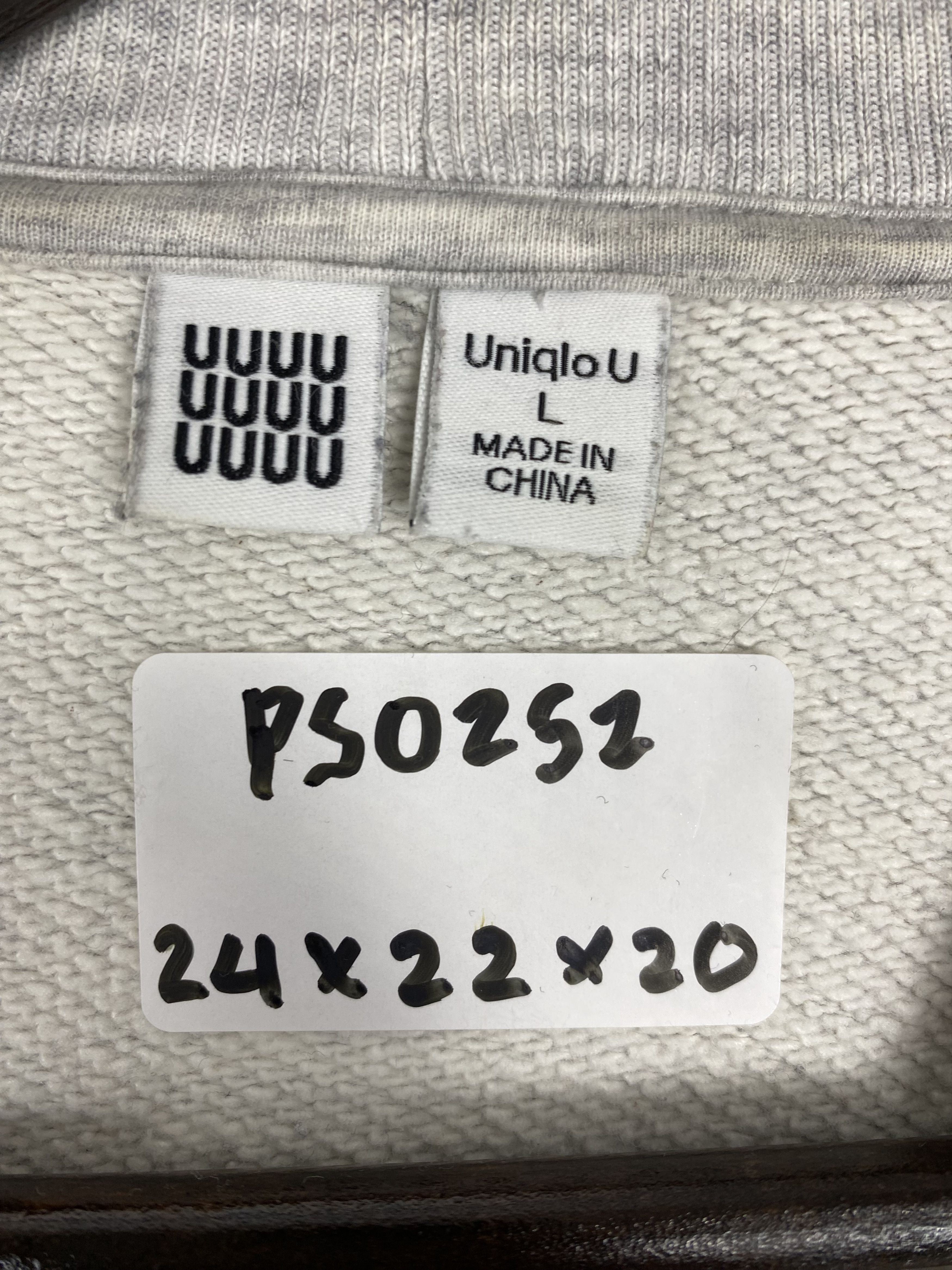 Undercover × Uniqlo Vintage Undercover Uniqlo Sweatshirts PS0252 Size US L / EU 52-54 / 3 - 8 Thumbnail