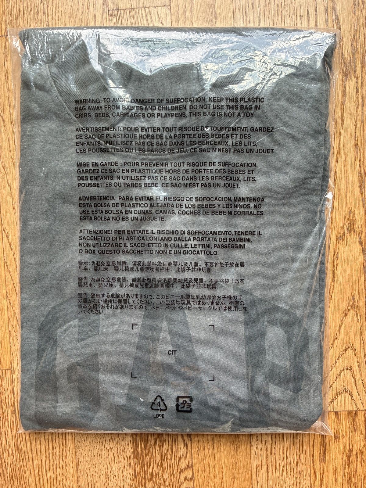 Balenciaga × Gap × Kanye West Yeezy Gap Dove Long sleeve Tee Dark Green Sz M Size US M / EU 48-50 / 2 - 3 Thumbnail
