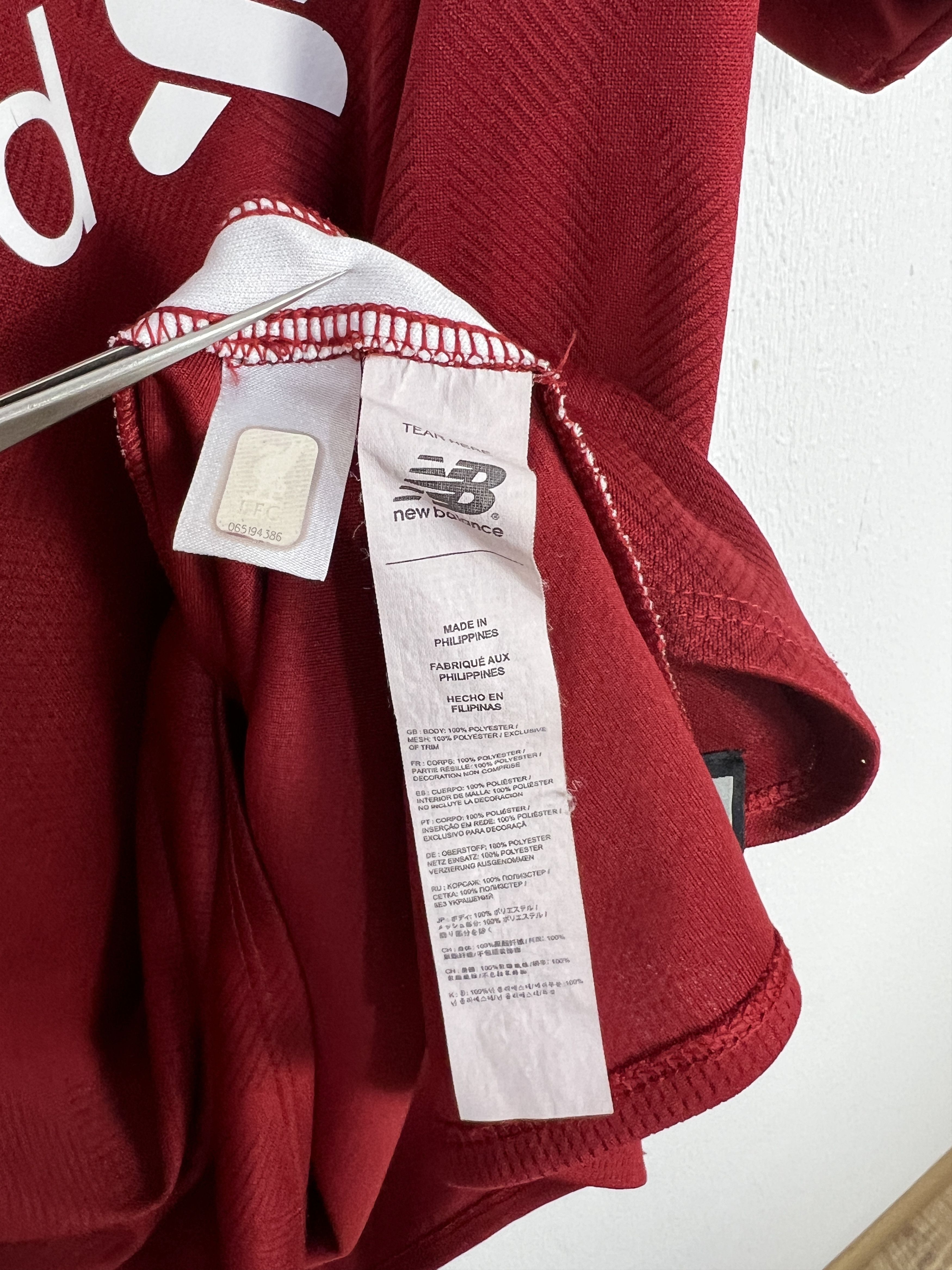 New Balance Liverpool Home football shirt 2018 Soccer #11 Salah Jersey Size US XL / EU 56 / 4 - 11 Thumbnail