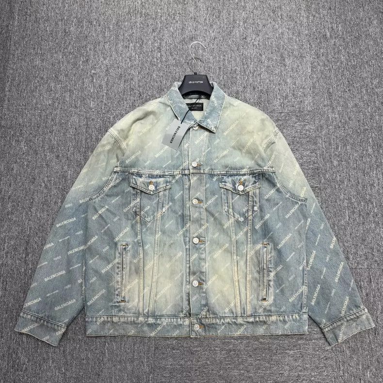 Balenciaga Balenciaga Washed Distressed Screen Printed Denim Jacket Size US S / EU 44-46 / 1 - 1 Thumbnail