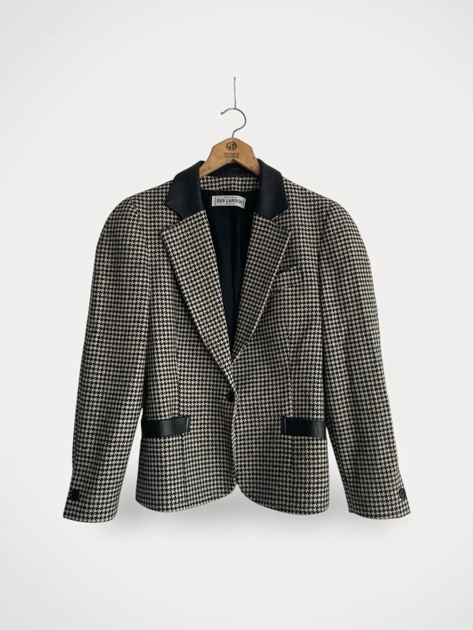 Guy Laroche Guy Laroche Blazer Size XS / US 0-2 / IT 36-38 - 1 Thumbnail
