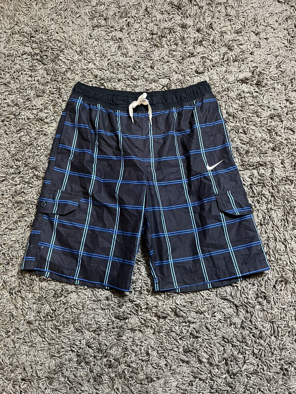 Nike NIKE Y2K STYLE POCKET CARGO SHORTS Size US 32 / EU 48 - 1 Thumbnail