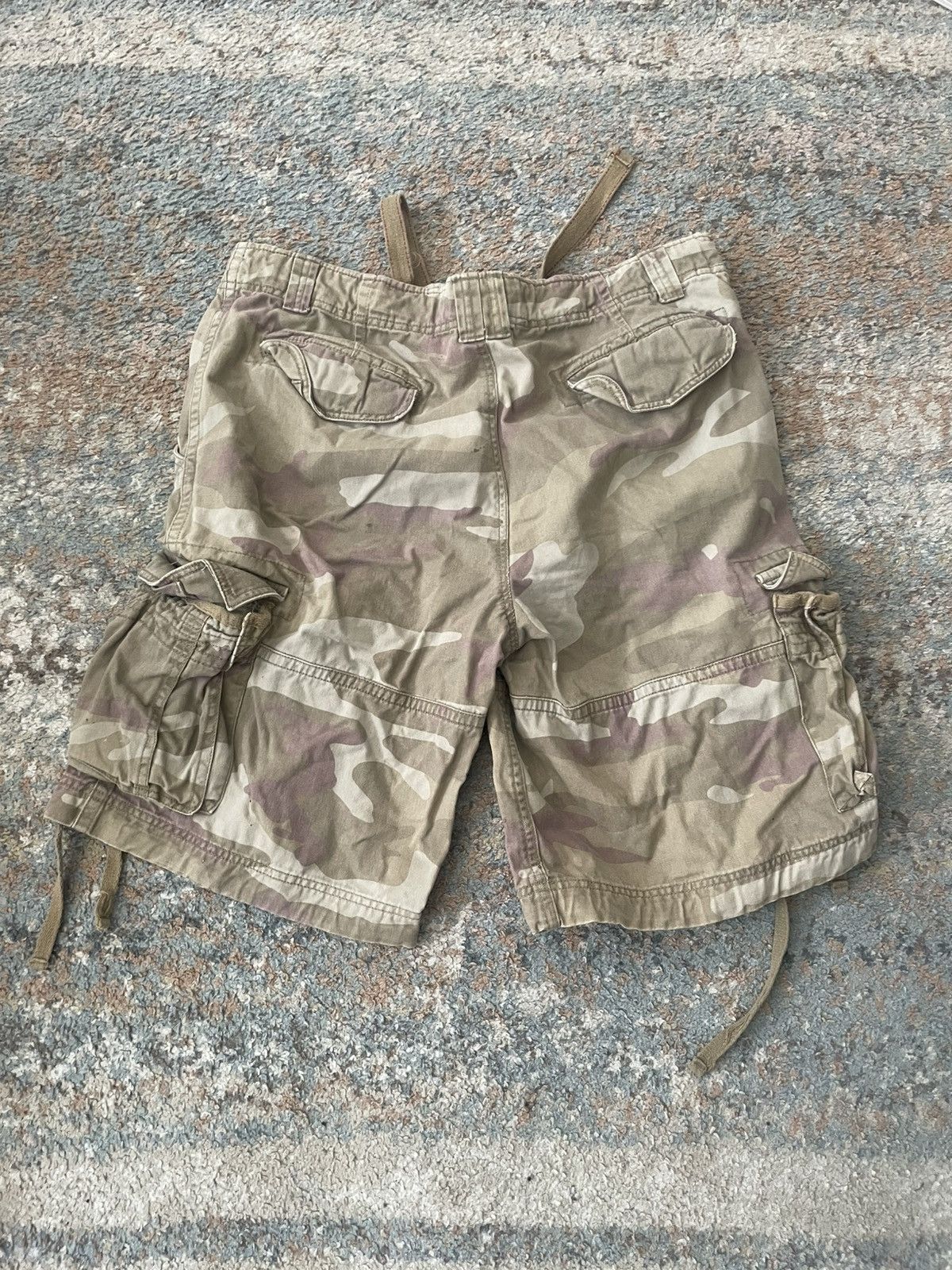 Vintage Vintage Y2K No Boundaries Camo Cargo Grunge Shorts Brown Size US 36 / EU 52 - 7 Thumbnail