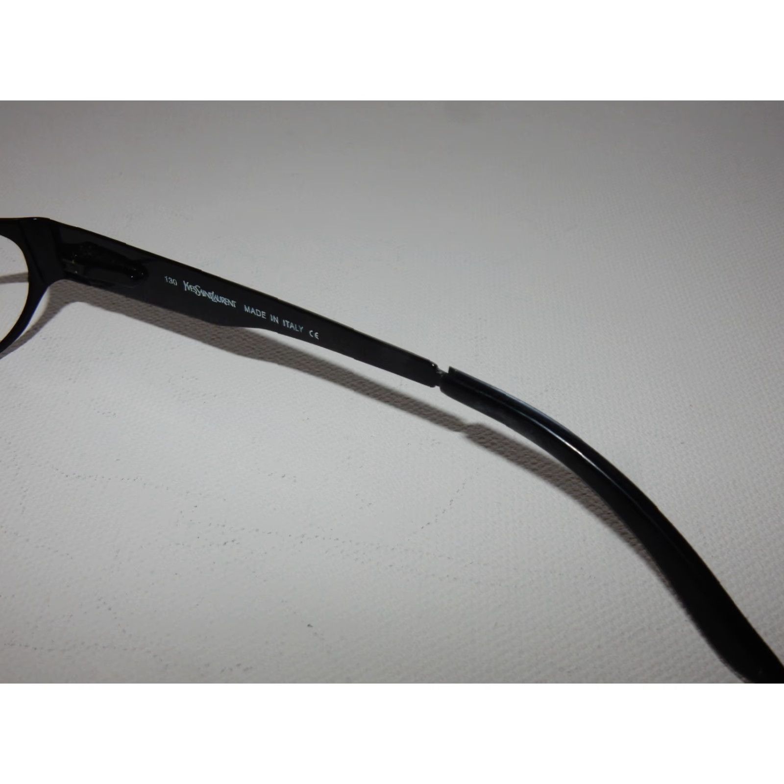 Yves Saint Laurent VINTAGE Yves Saint Laurent Sunglasses Unisex Adults Black Frame Missing Lens 53x16 130 2079/S Size ONE SIZE - 7 Thumbnail