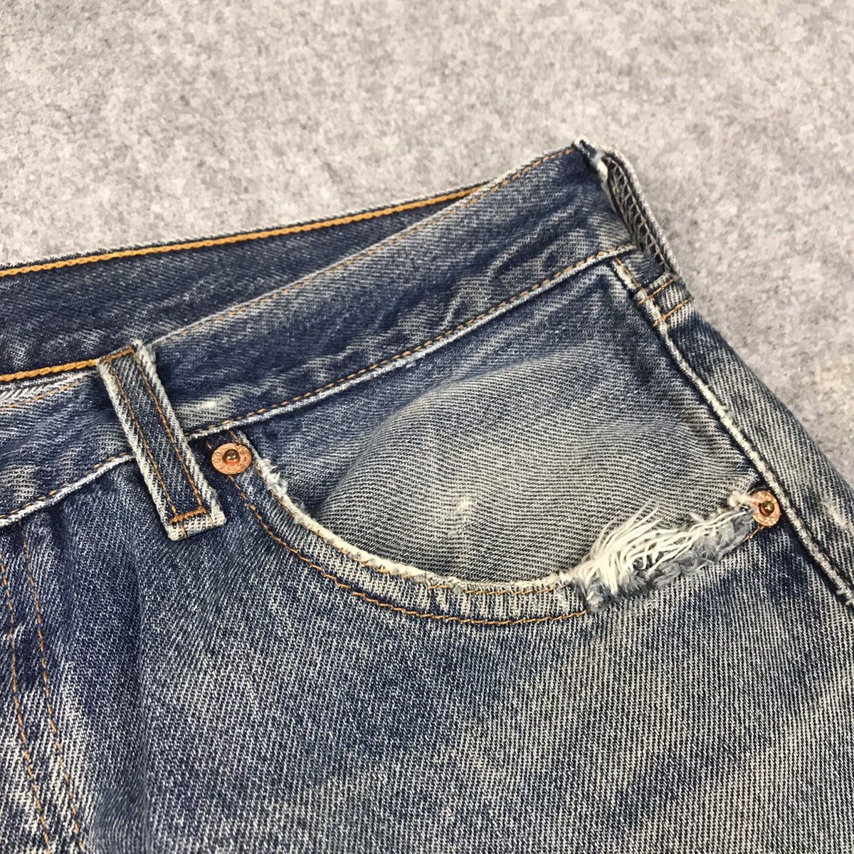 Levi's Vintage Clothing × Vintage LEVIS 501 DISTRESSED DENIM FADED BUTTON 501 PANTS 147 Size US 30 / EU 46 - 8 Thumbnail