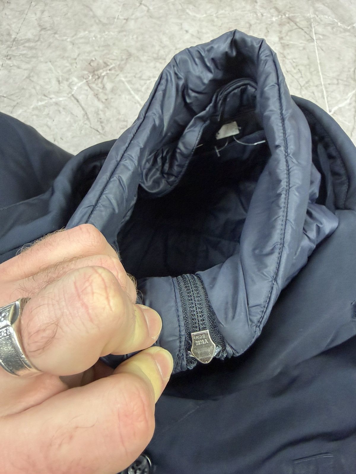 Boggi Men's Boggi Milano Padded Navy Coat Jacket Size 52 Size US L / EU 52-54 / 3 - 10 Thumbnail
