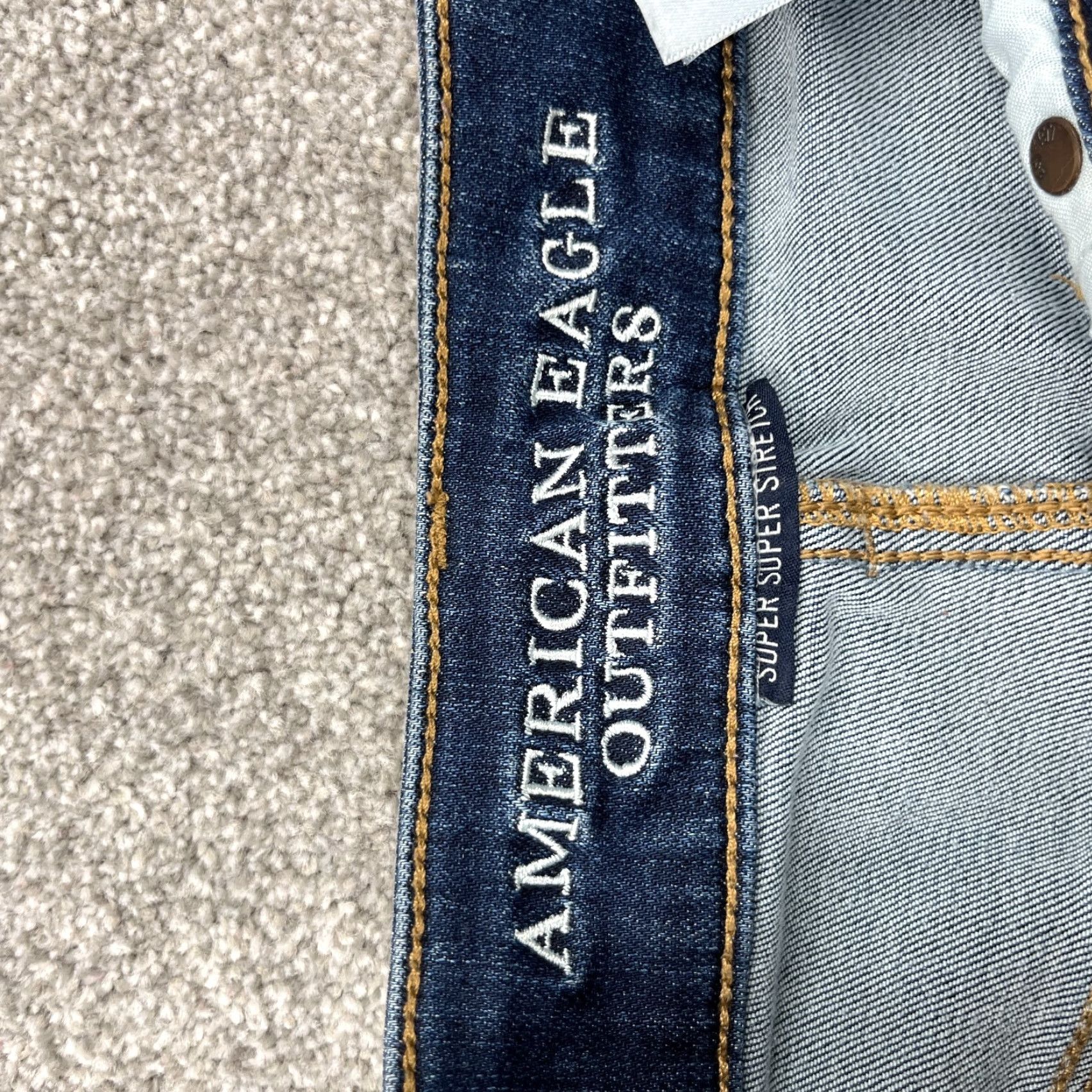 American Eagle Outfitters VINTAGE American Eagle Outfitters Shorts Women 2 Midi Cut Off Dark Wash Frayed AEO F21 Size 26" / US 2 / IT 38 - 6 Thumbnail