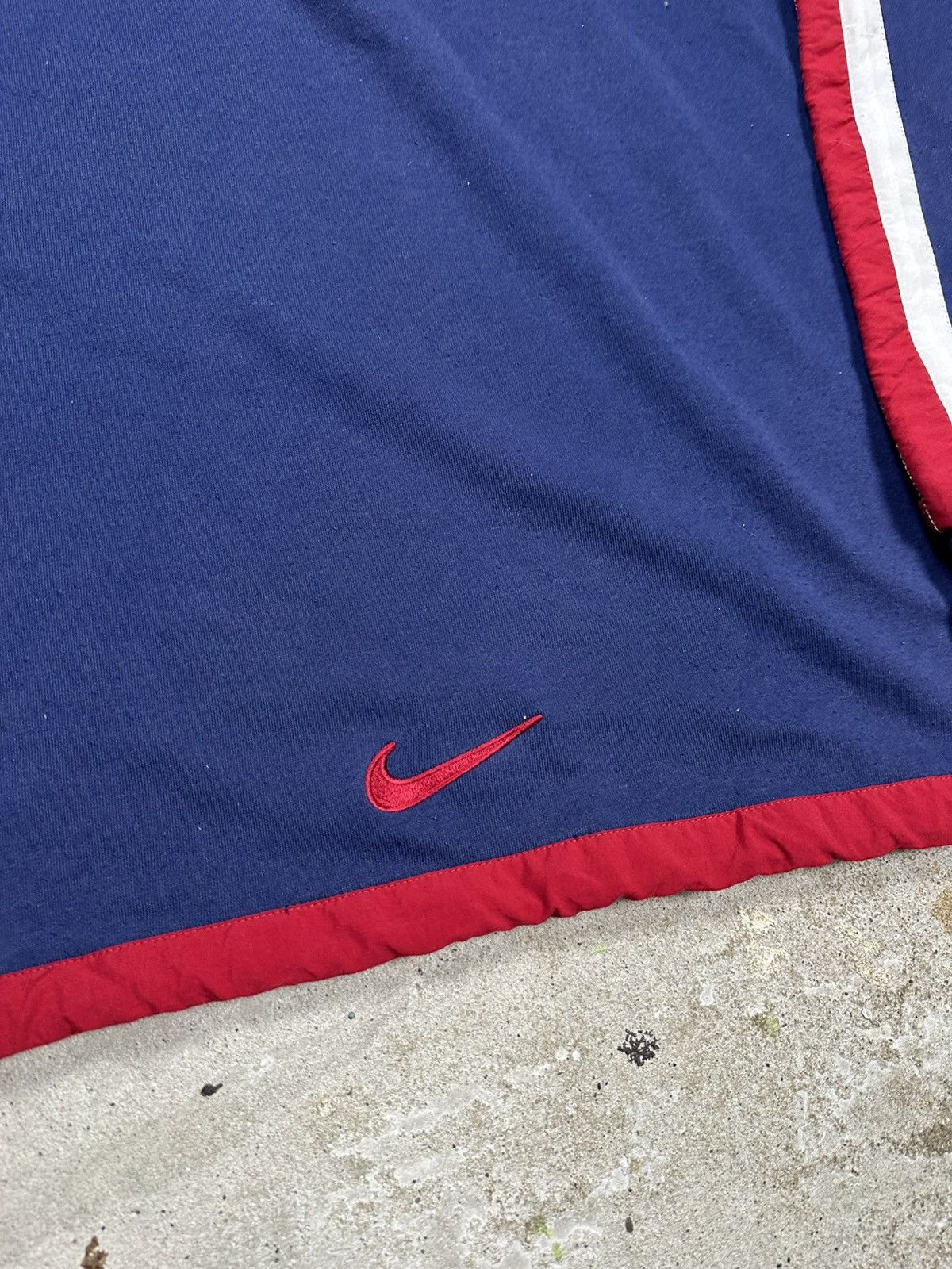 Nike Vintage 90s Nike Distressed Multi Swoosh Logo Hoodie Size US XL / EU 56 / 4 - 10 Thumbnail