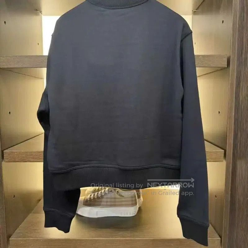 Burberry Burberry Black Cropped Logo Sweatshirt. Size L / US 10 / IT 46 - 3 Thumbnail