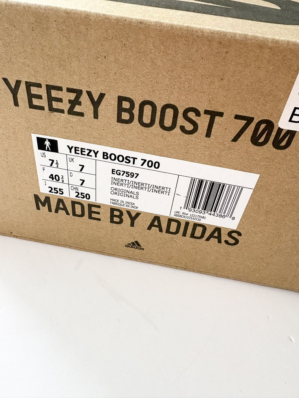 Yeezy Yeezy Boost 700 inertia Size US 7.5 / EU 40-41 - 11 Thumbnail