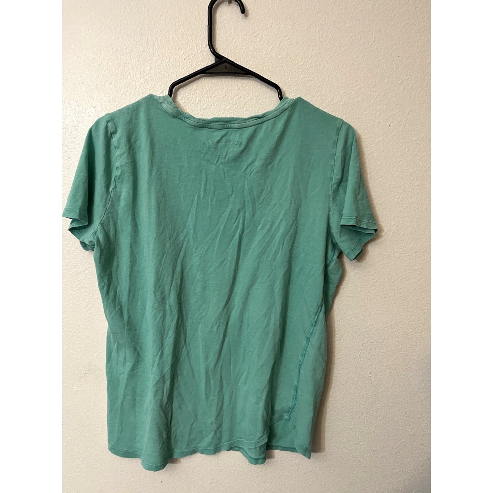Aeropostale Aeropostale Women's Relaxed Fit Solid Green T-Shirt Size L Casual Short Sleeve Scoop Neck Size L / US 10 / IT 46 - 2 Thumbnail
