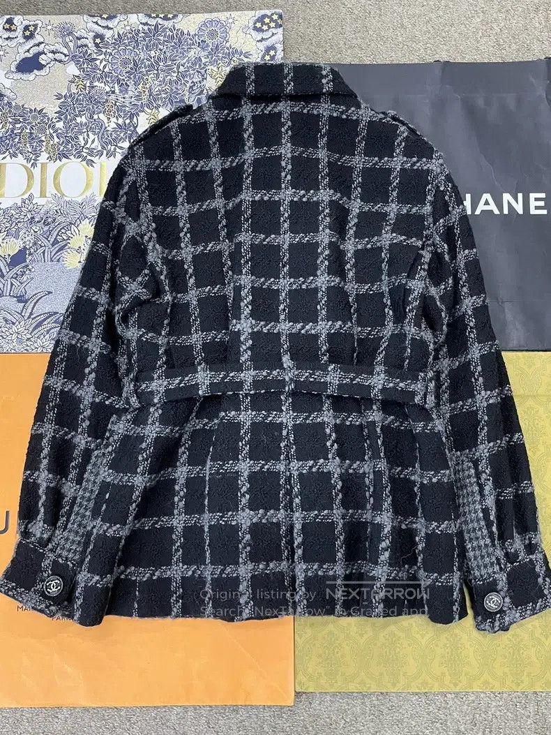 Chanel Chanel 22K gray black plaid four-pocket jacket Size S / US 4 / IT 40 - 3 Thumbnail